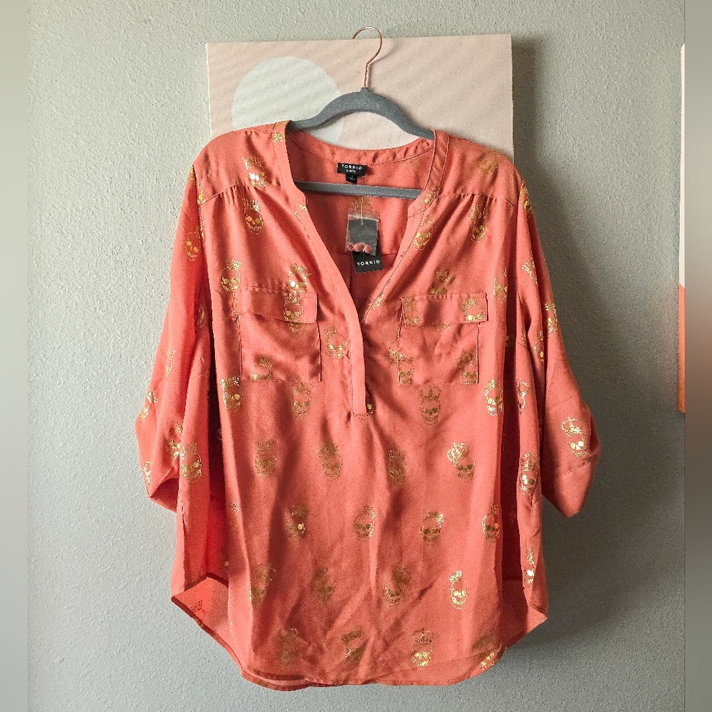 1 / 1X / 14-16 TORRID Harper 3/4 Sleeve Pullover Blouse - Redwood Coral Peach